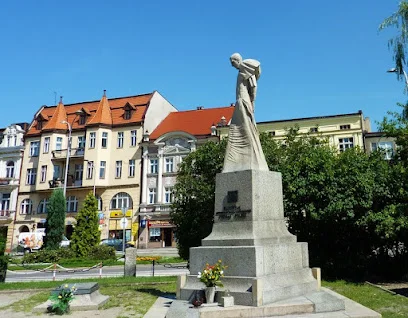 Pomnik kardynała Mieczysława Halka-Ledóchowskiego