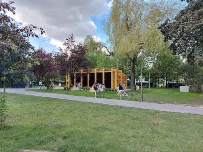 Tężnia Solankowa w Parku Miejskim